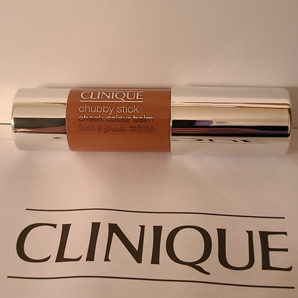 CLINIQUE Chubby stick cheek balm